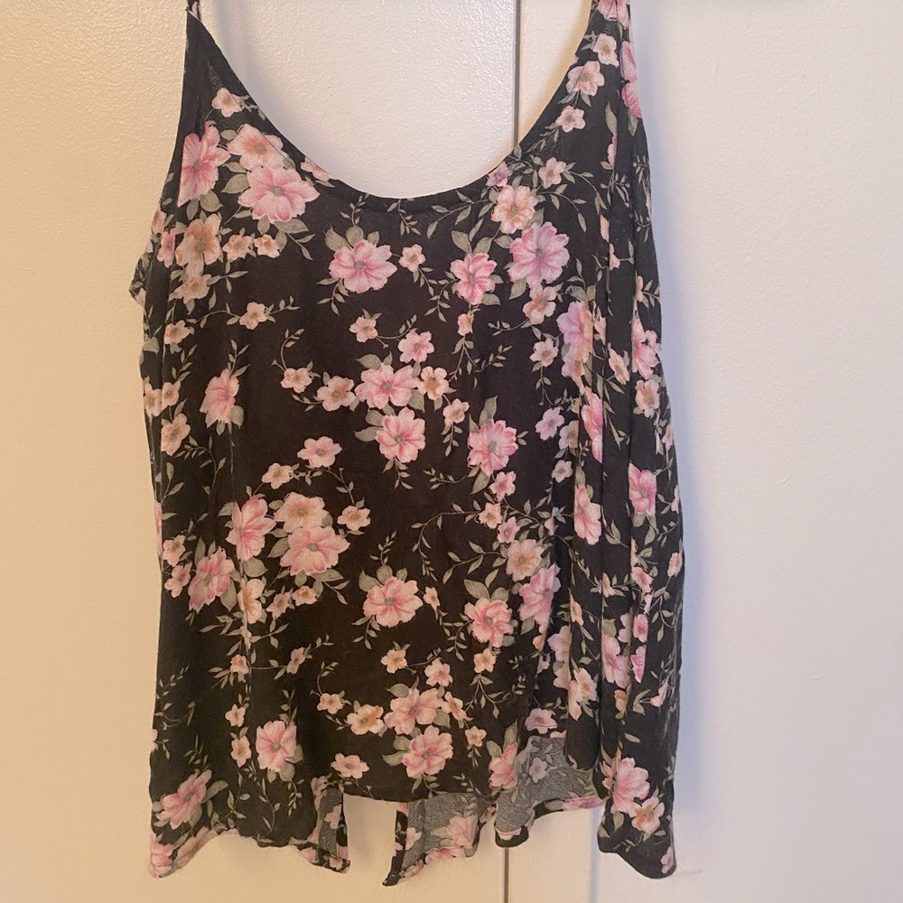 American Eagle Crop Top
